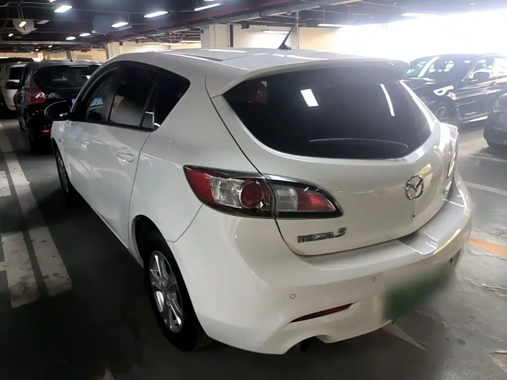 Mazda 3 Xingcheng 2016 — фото 5