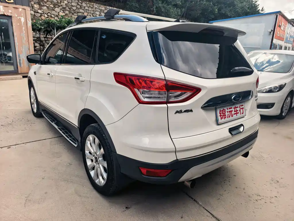Ford Kuga 2014 — фото 9