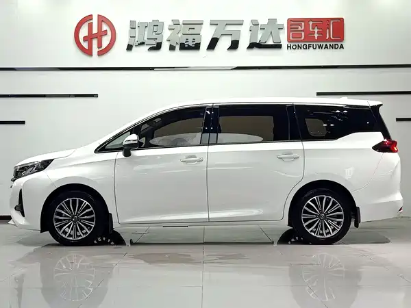 GAC Trumpchi M6 2021