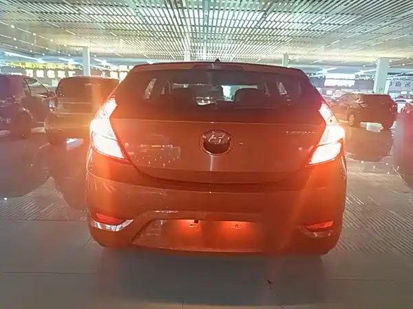 Hyundai Rui Yi 2014