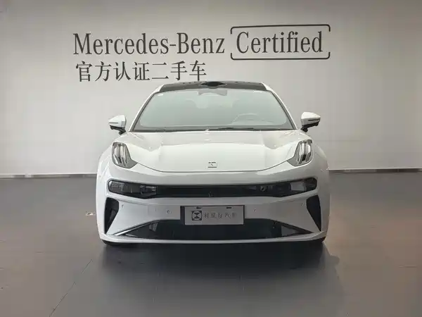 Zeekr 001 2025