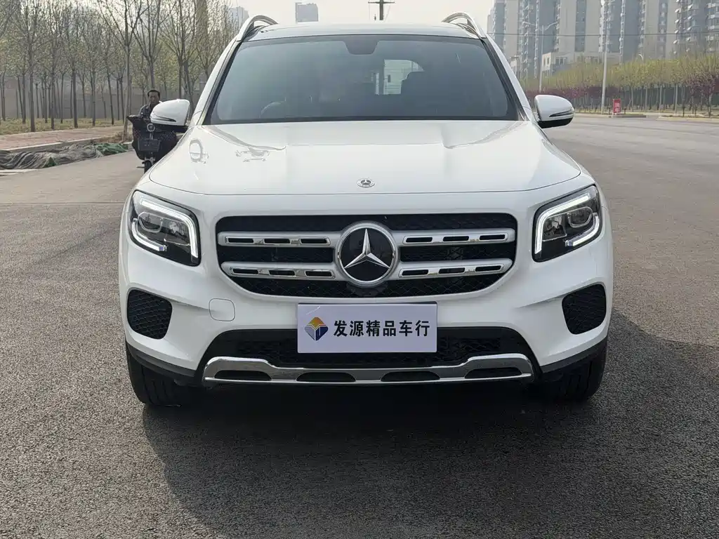 Mercedes-Benz GLB 2023 — фото 2