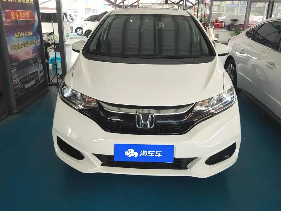 Honda Fit 2019 — фото 2