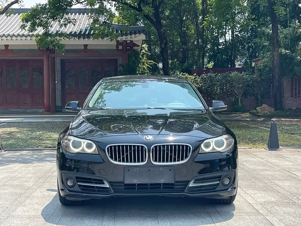 BMW 5 Series 2016
