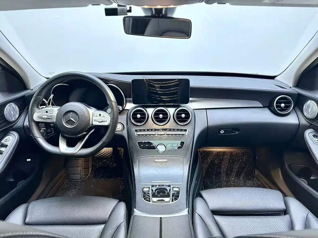 Mercedes-Benz C-Class 2021