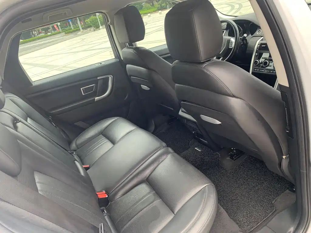 Land Rover Discovery Sport 2017 — фото 6