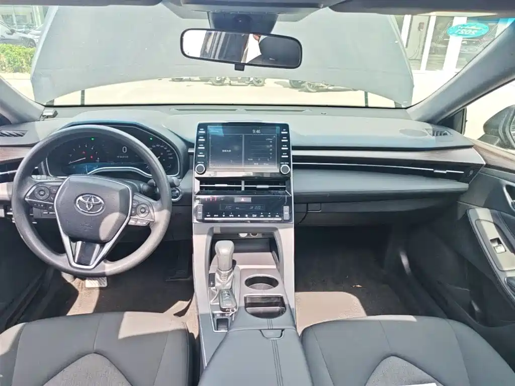 Toyota Avalon 2020 — фото 10