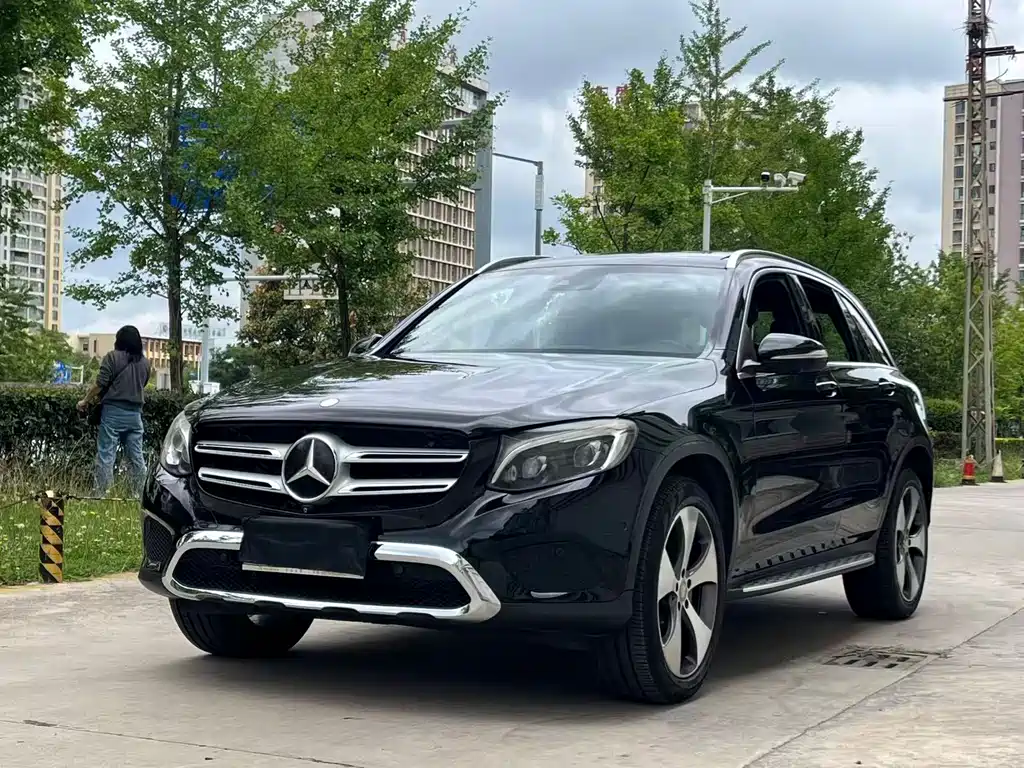 Mercedes-Benz GLC 2016 — фото 1