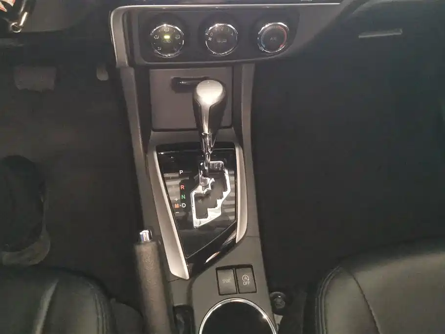 Toyota Corolla 2019 — фото 16