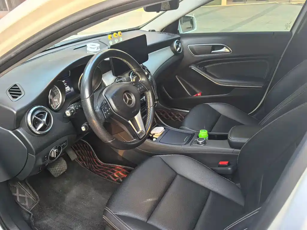 Mercedes-Benz GLA 2015 — фото 4