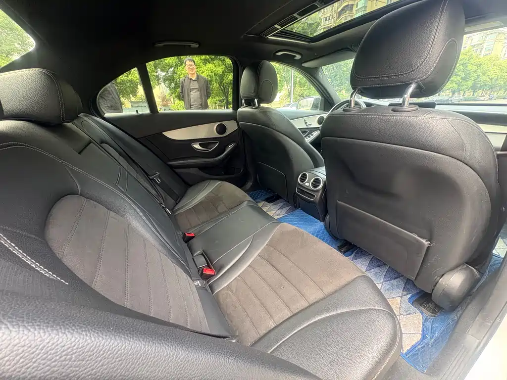 Mercedes-Benz C-Class 2020 — фото 15