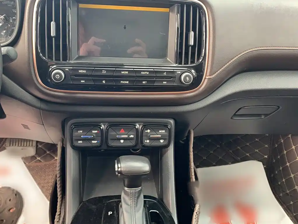 GAC Motor Trumpchi GS3 2019 — фото 15
