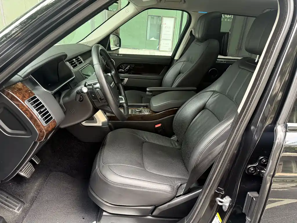 Land Rover Range Rover 2020 — фото 15