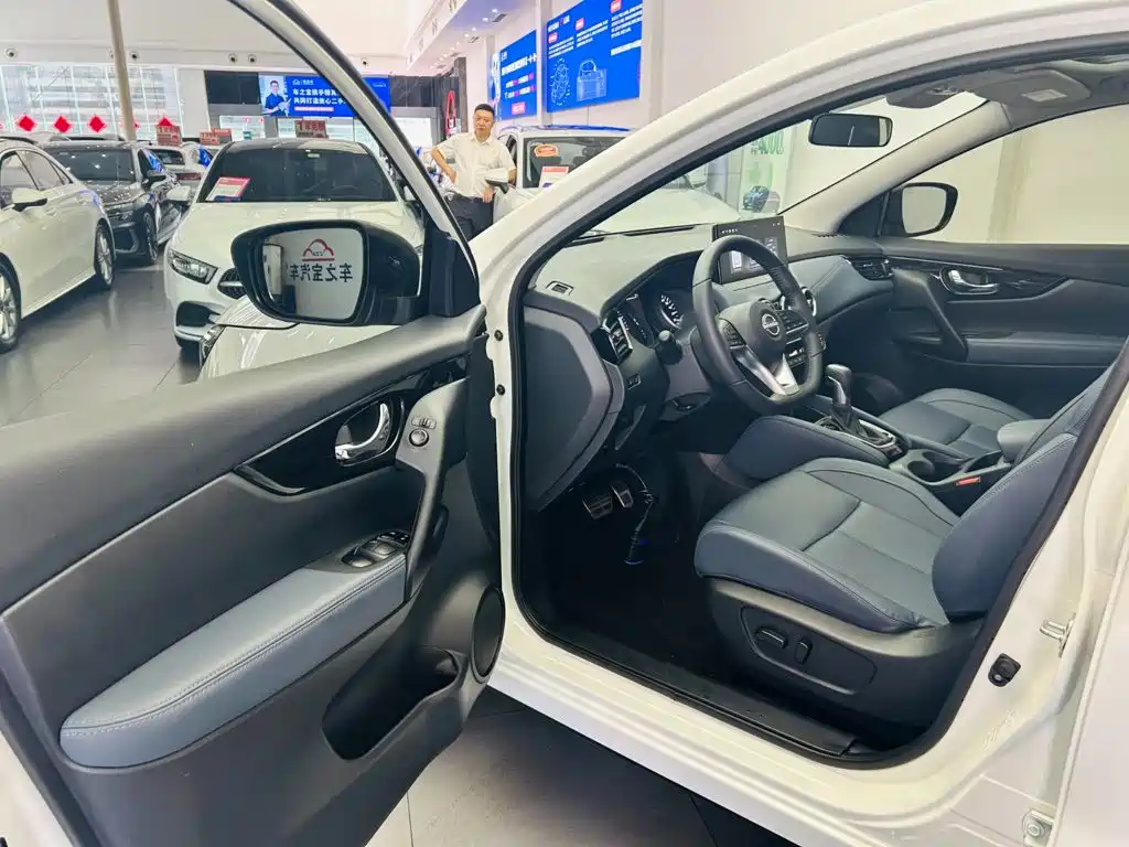 Nissan Qashqai 2025 — фото 20