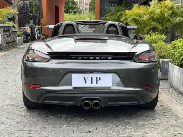 Porsche 718 2017