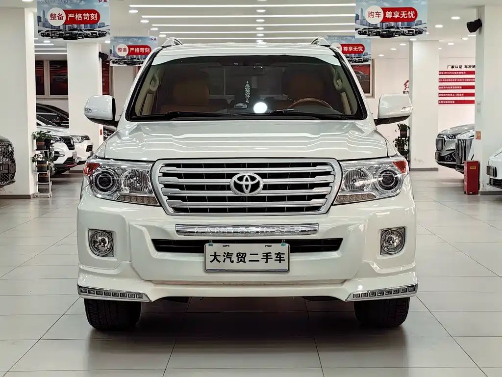 Toyota Land Cruiser 2016 — фото 2