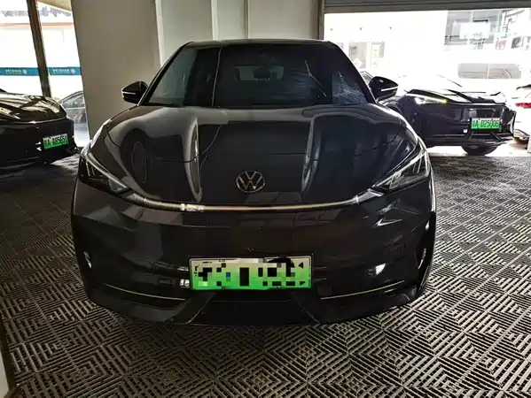 Volkswagen Distinctive 06 2025