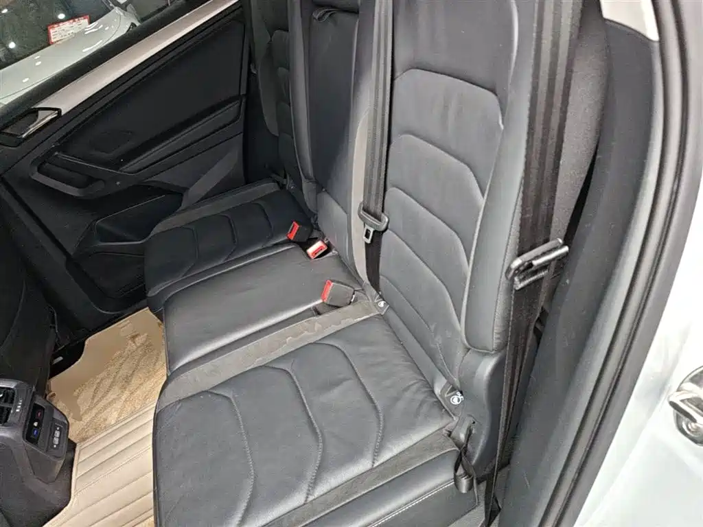 Volkswagen Tiguan L 2019 — фото 13