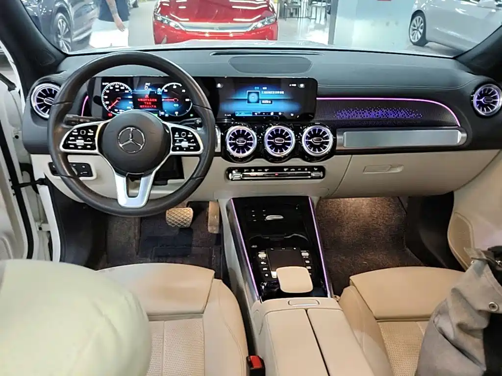 Mercedes-Benz EQB 2023 — фото 10