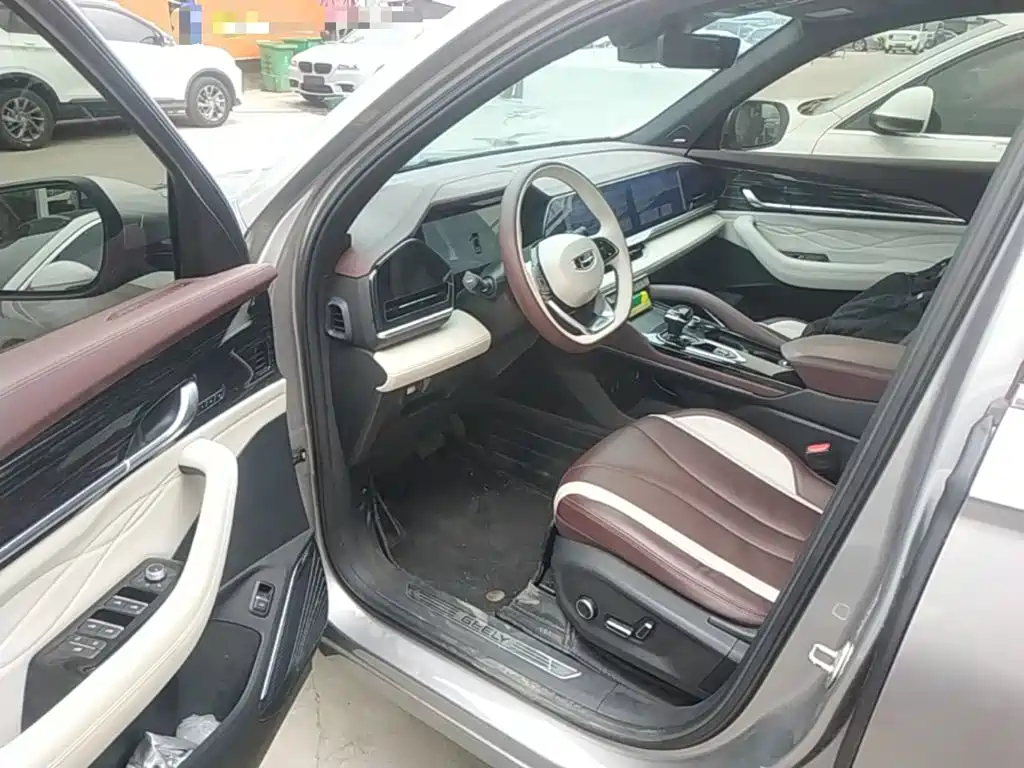 Geely Xingyue L 2023 — фото 16