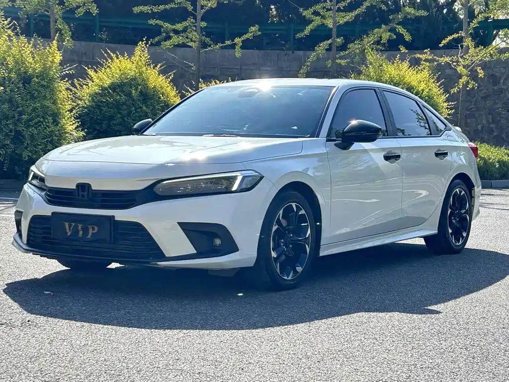 Honda Civic 2022 — фото 1