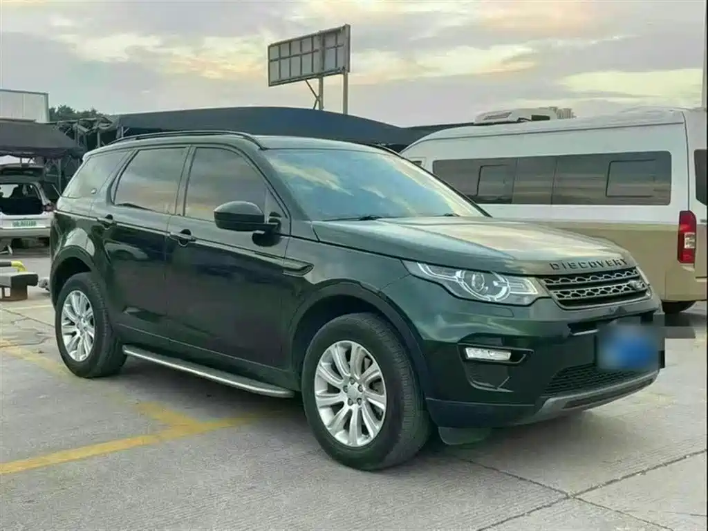 Land Rover Discovery Sport 2017 — фото 4