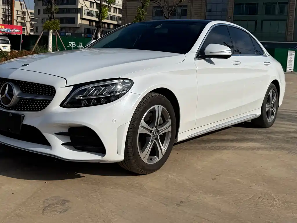 Mercedes-Benz C-Class 2019 — фото 3