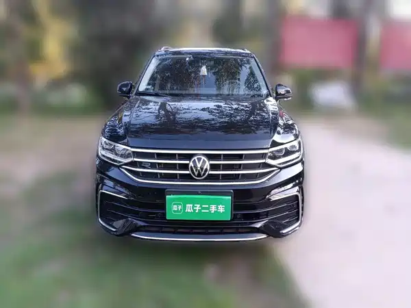 Volkswagen Tiguan L 2022