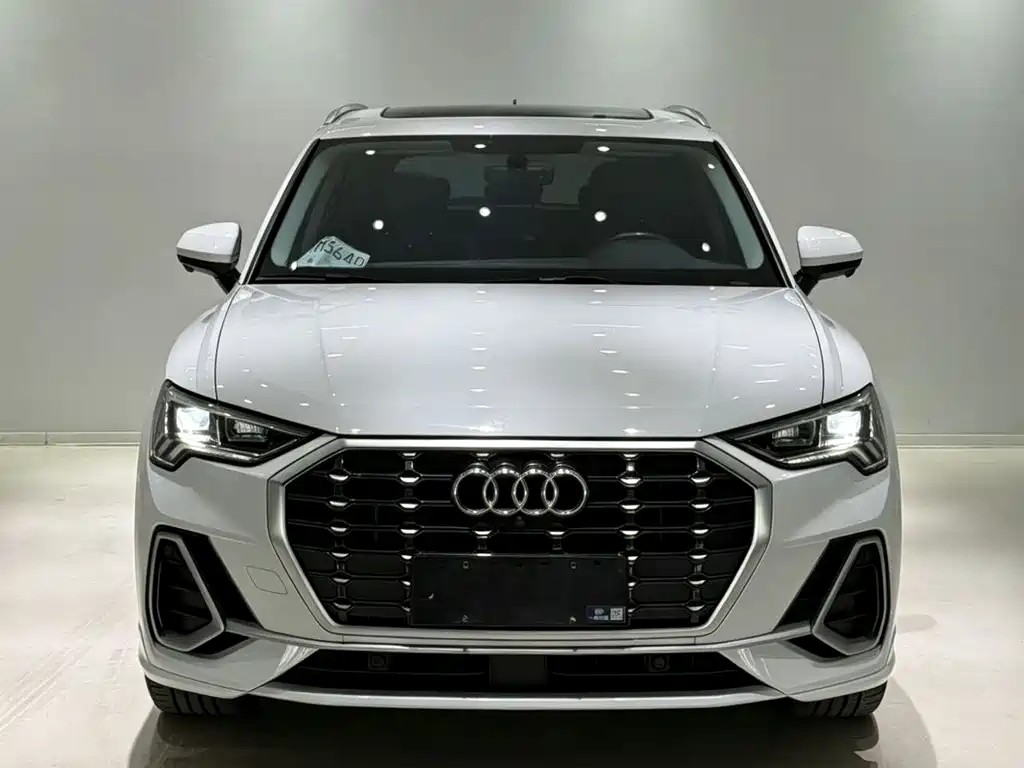 Audi Q3 2023 — фото 2