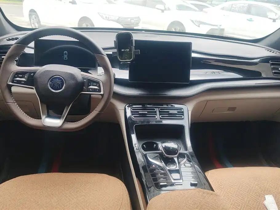BYD Qin PLUS 2024 — фото 12