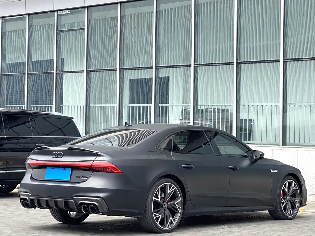 Audi A7L 2023 — фото 6