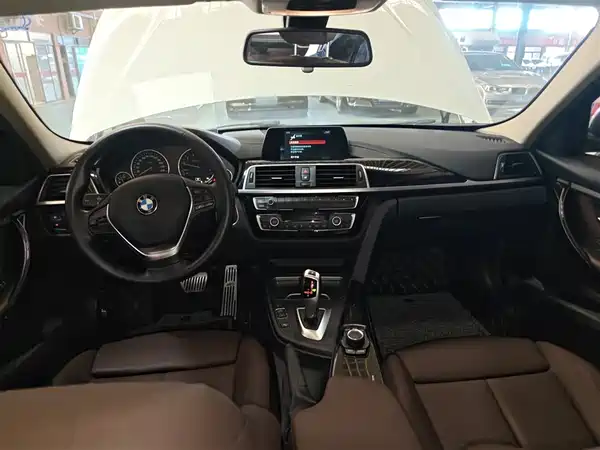 BMW 3 Series 2018