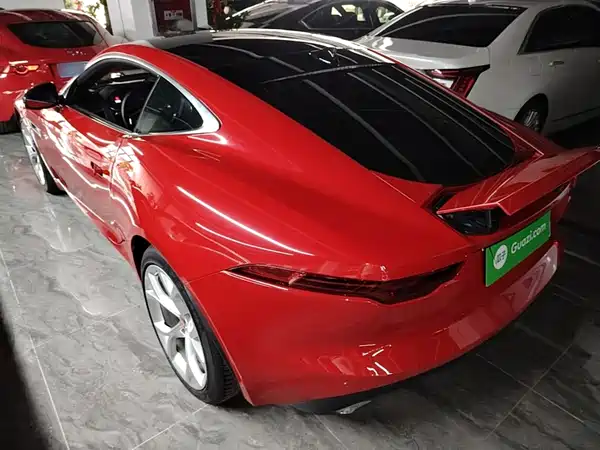 Jaguar F-TYPE 2020