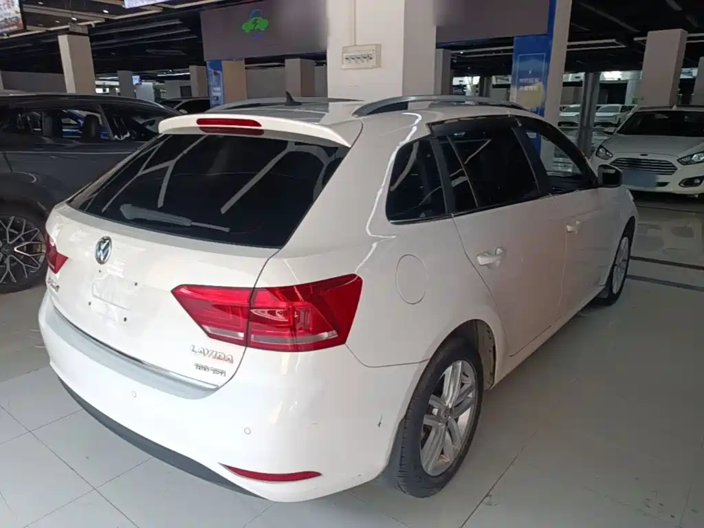 Volkswagen Gran Lavida 2017