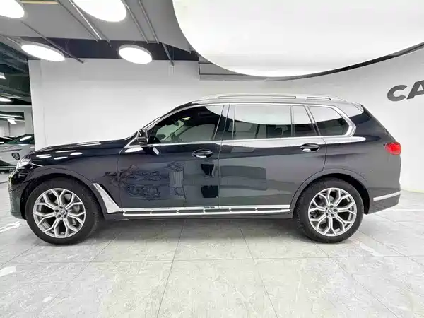 BMW X7 2020