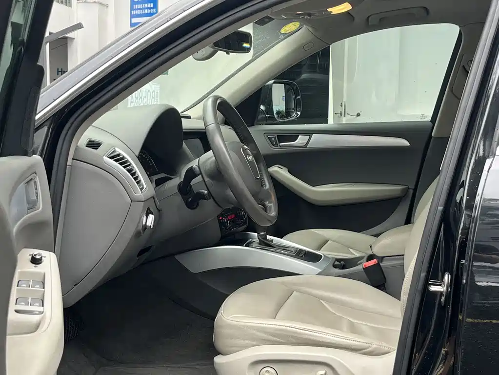 Audi Q5 2011
