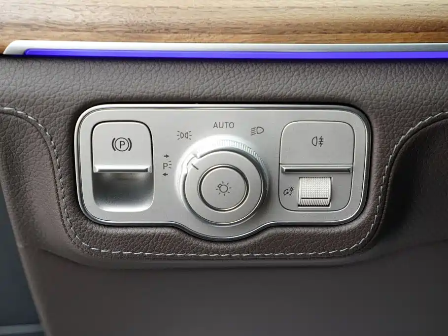 Mercedes-Benz GLS 2023 — фото 16