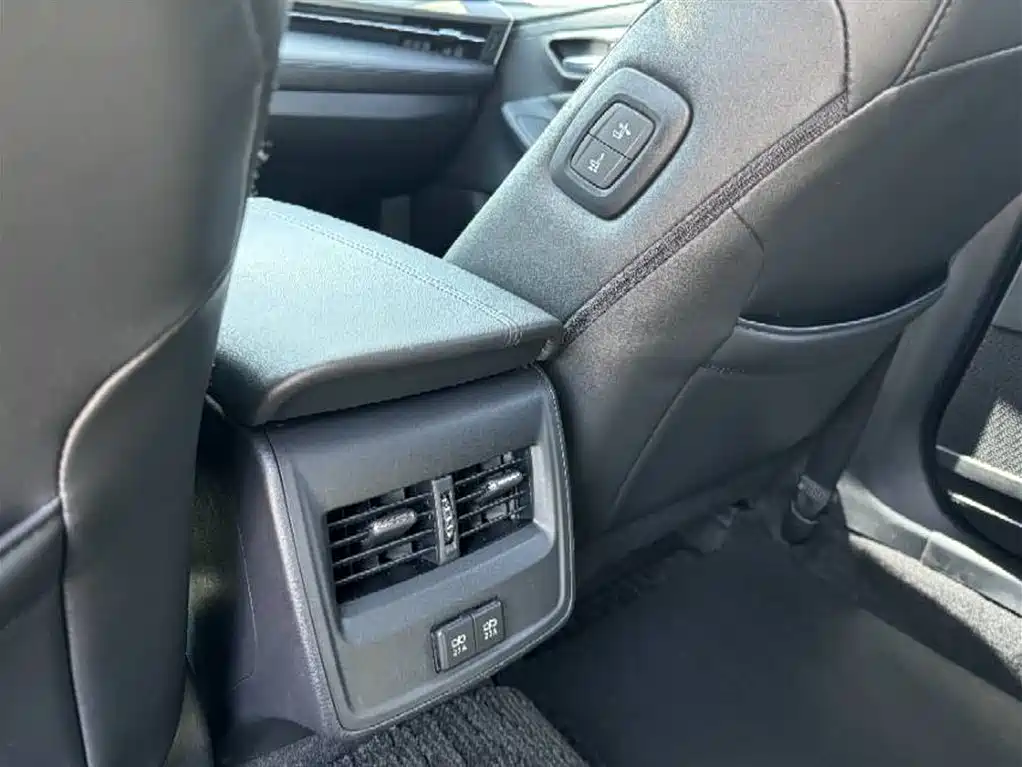 Toyota Avalon 2021 — фото 13