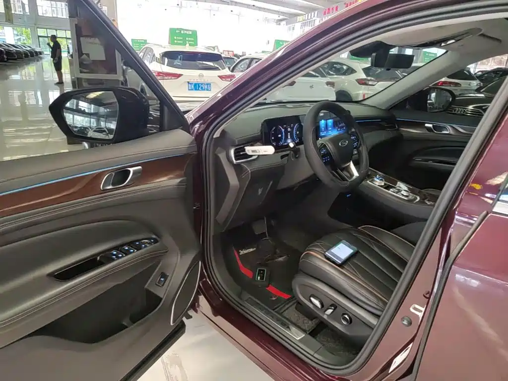 Ford Territory 2022 — фото 16