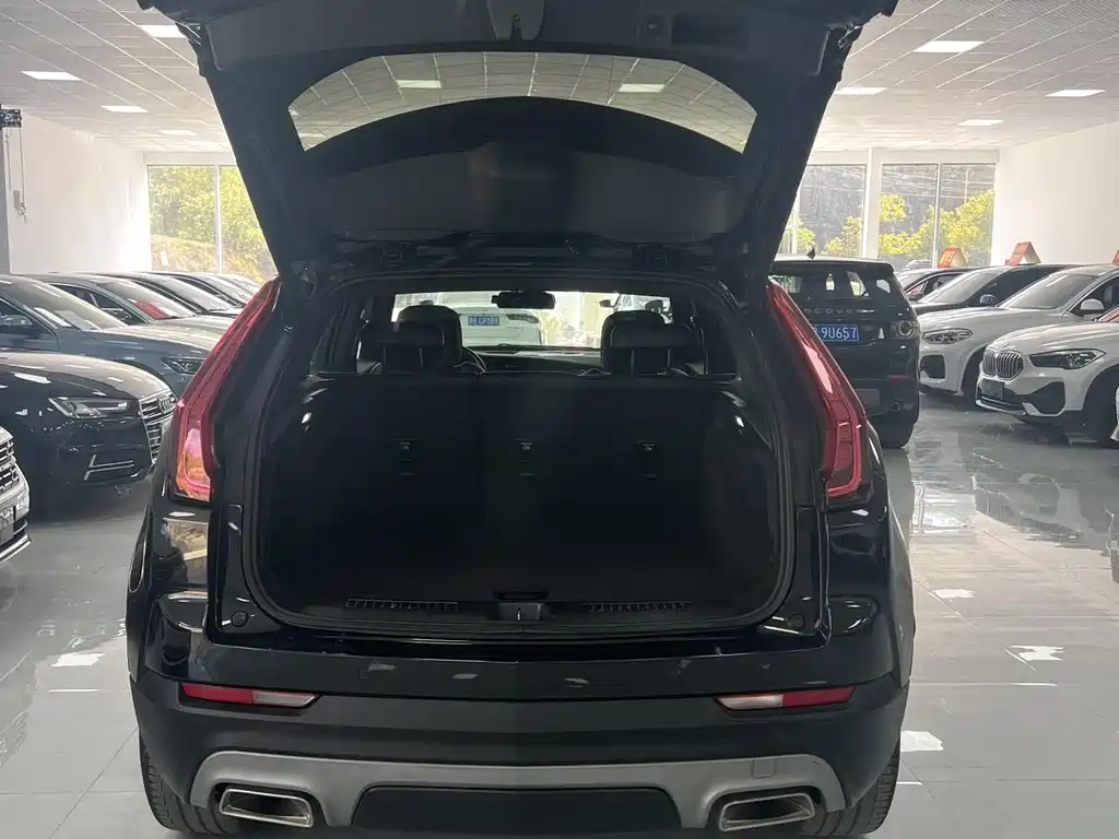 Cadillac XT4 2021 — фото 21