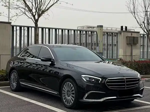 Mercedes-Benz E-Class 2023