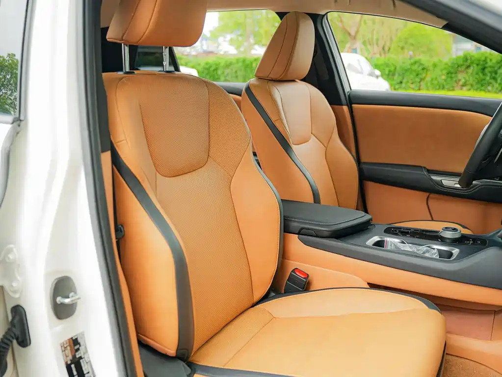 Lexus RZ 2023 — фото 11