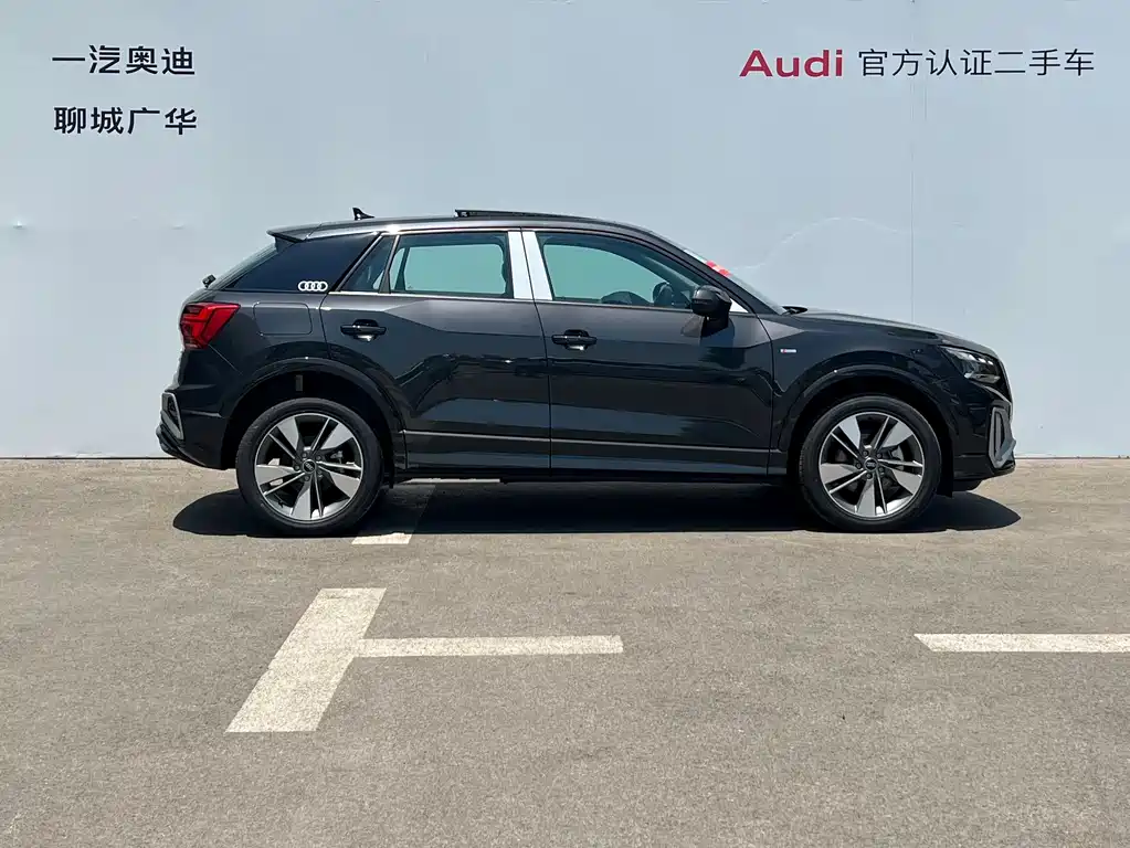 Audi Q2L 2026 — фото 3