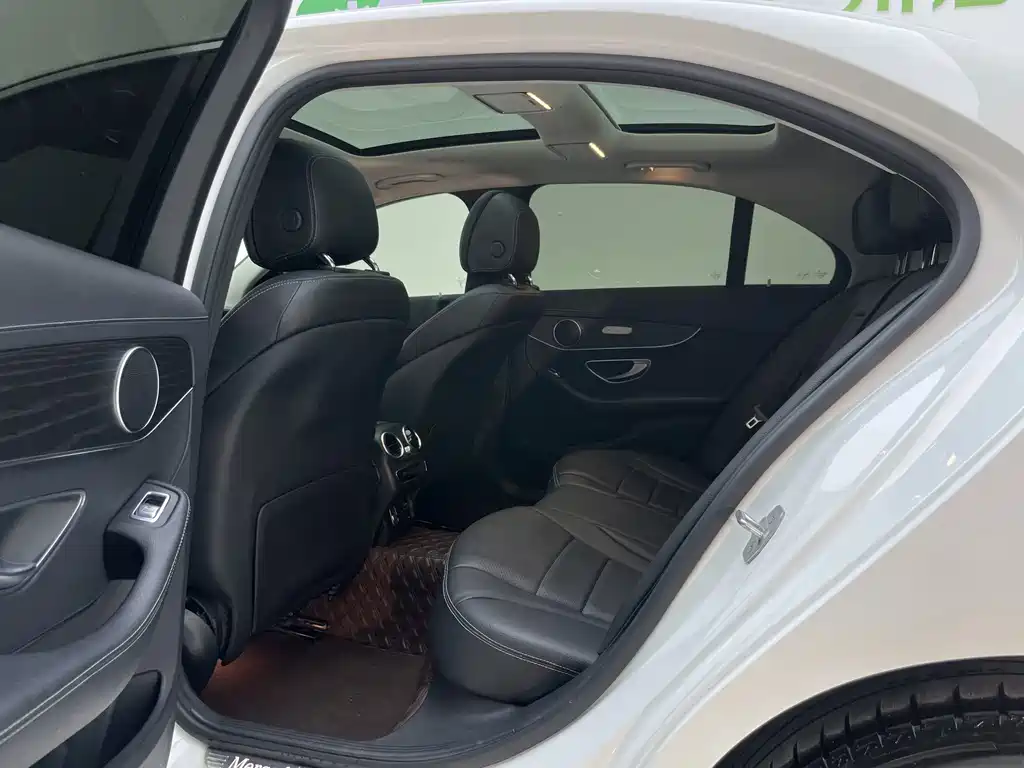 Mercedes-Benz C-Class 2021 — фото 15