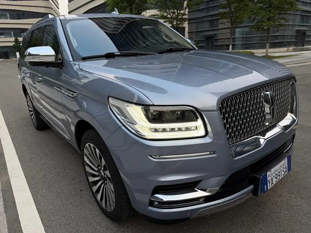 Lincoln Navigator 2019 — фото 3