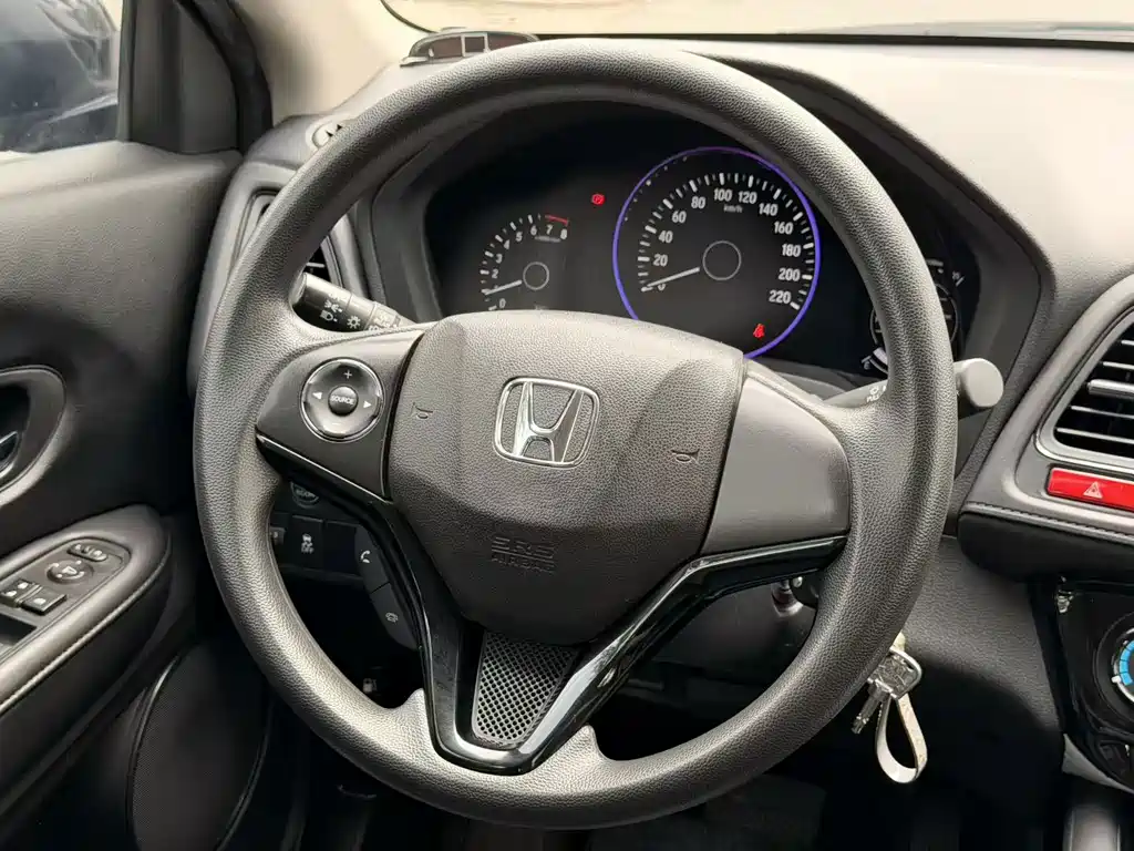 Honda Vezel 2018 — фото 8