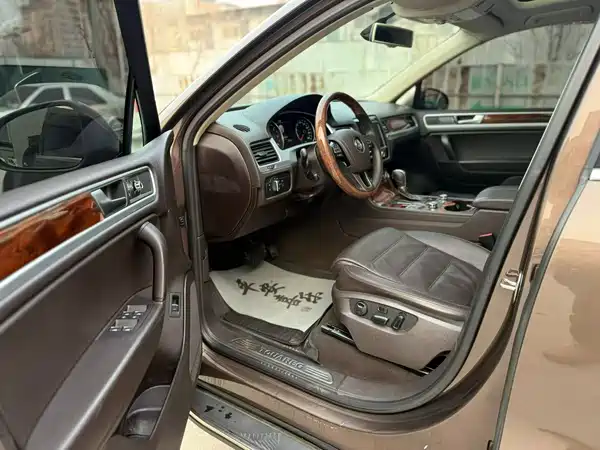Volkswagen Touareg 2011