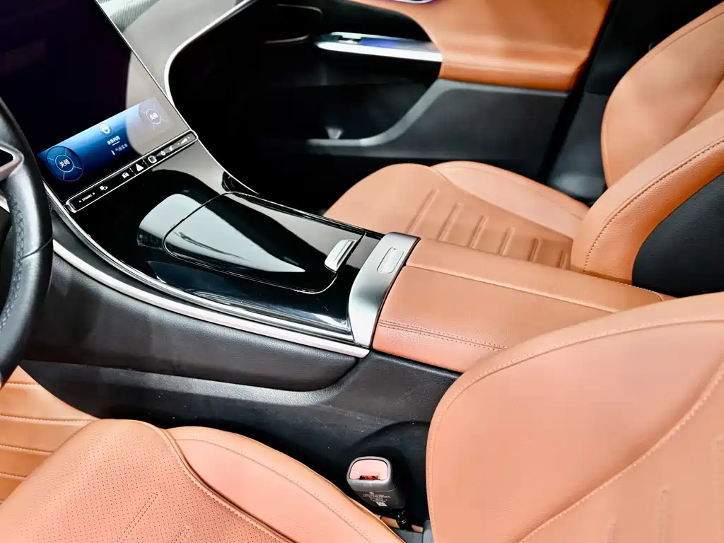 Mercedes-Benz GLC 2023 — фото 15