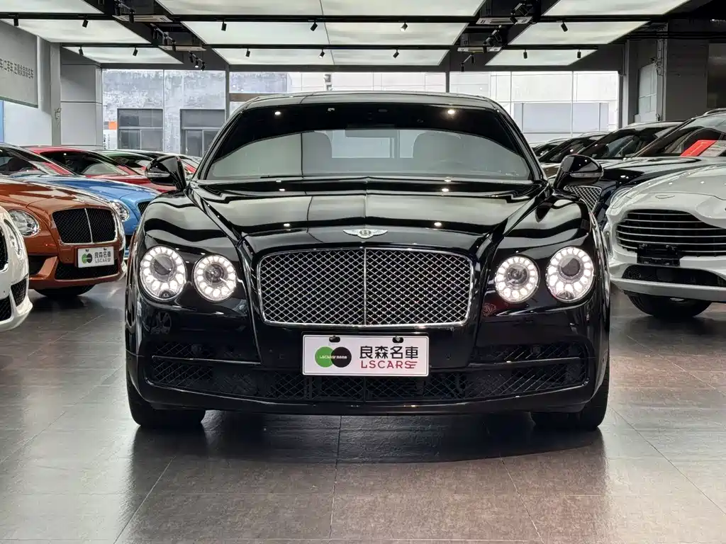 Bentley Flying Spur 2017 — фото 2