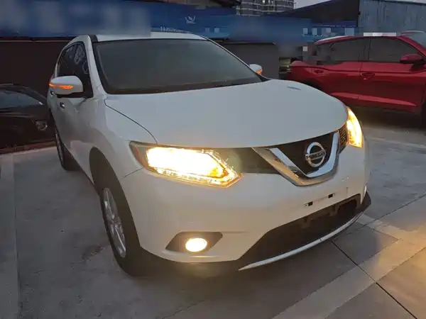Nissan X-Trail 2014